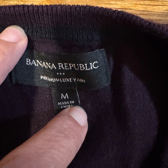 Banana Republic Deep Purple V-Neck Sweater - Picture 3 of 5